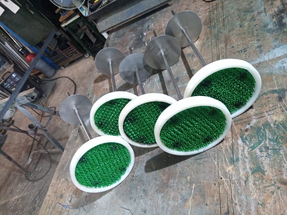 Poleiros para Aves de Rapina.