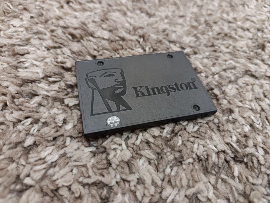 SSD диск Kingston 240GB 2.5" SATAIII 3D TLC (SA400S37/240G)