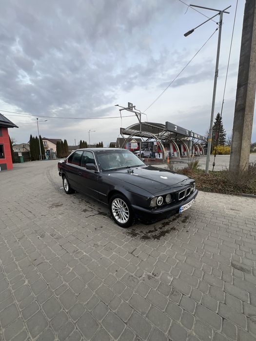 Продам Е34 2,4дизель