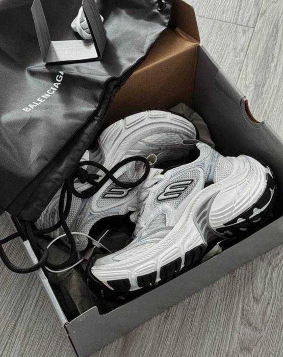(БЕЗ ПЕРЕДОПЛАТИ)Balenciaga Runner баленсіага раннер білі червоні