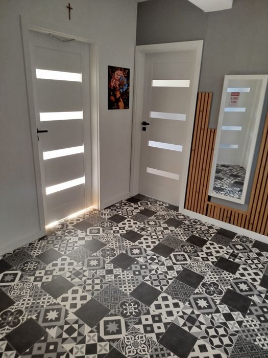 Bezczynszowe Parter 3 pokoje sprzedam .