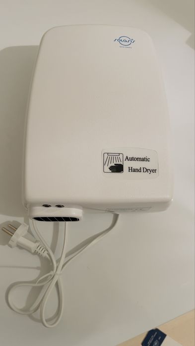 Электросушилка для рук Solaris