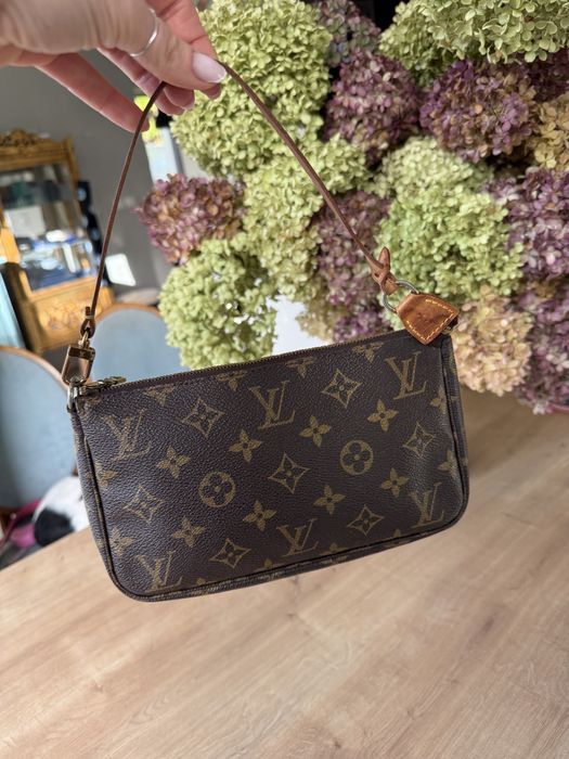 Louis Vuitton Pochette Accessoires 1999