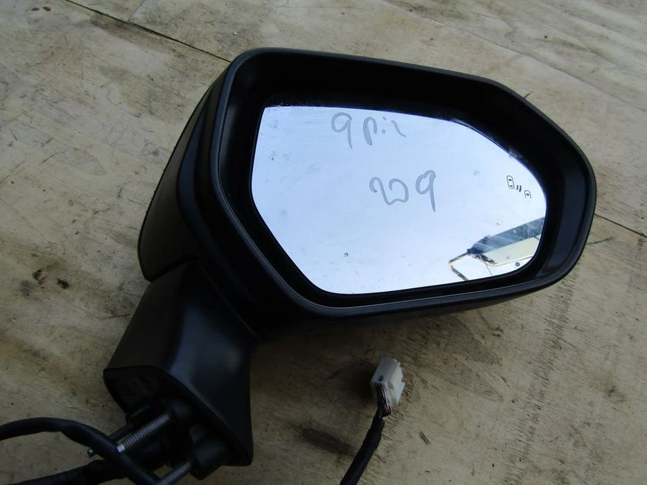 Lusterko Prawy Przód Toyota Corolla E21 209 9PIN 19 26R