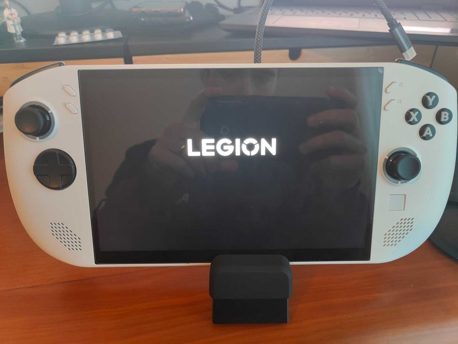 LENOVO Legion Go S - Glaciar White - Windows (Ryzen Z2 - 16GB - 512GB)