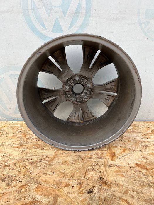 Диск R18 VW Passat B8 Alltrack