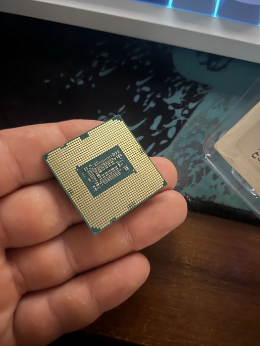 Процесор: i3-10100f
