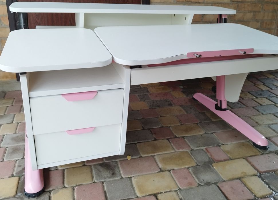 Продам стіл - парту "Школяр"