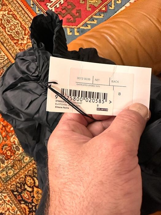 Saía Simone Rocha. 250euros.