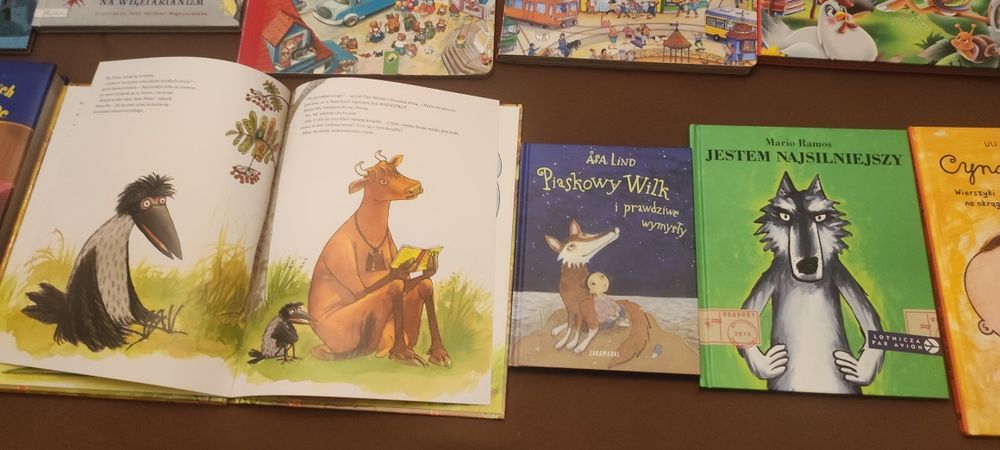 Książeczki kolorowe śliczne nowe