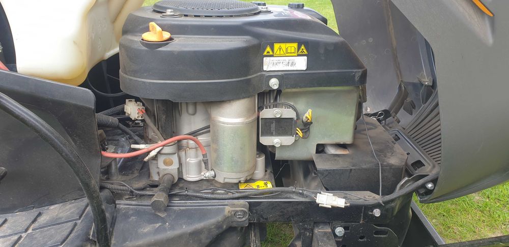 Traktorek stiga 384 estate hydro