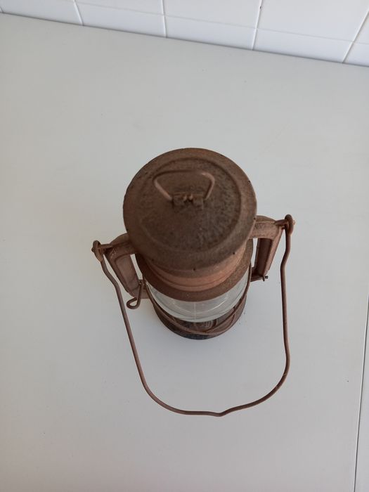 Candeeiro ou Lanterna de Petróleo