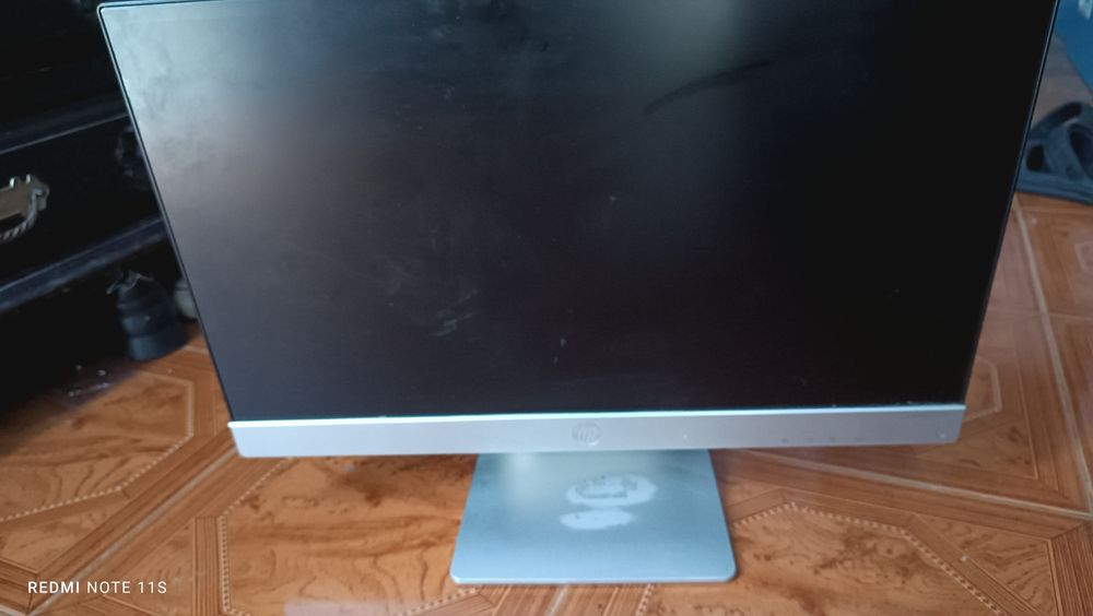 Monitor HP 21.5 in