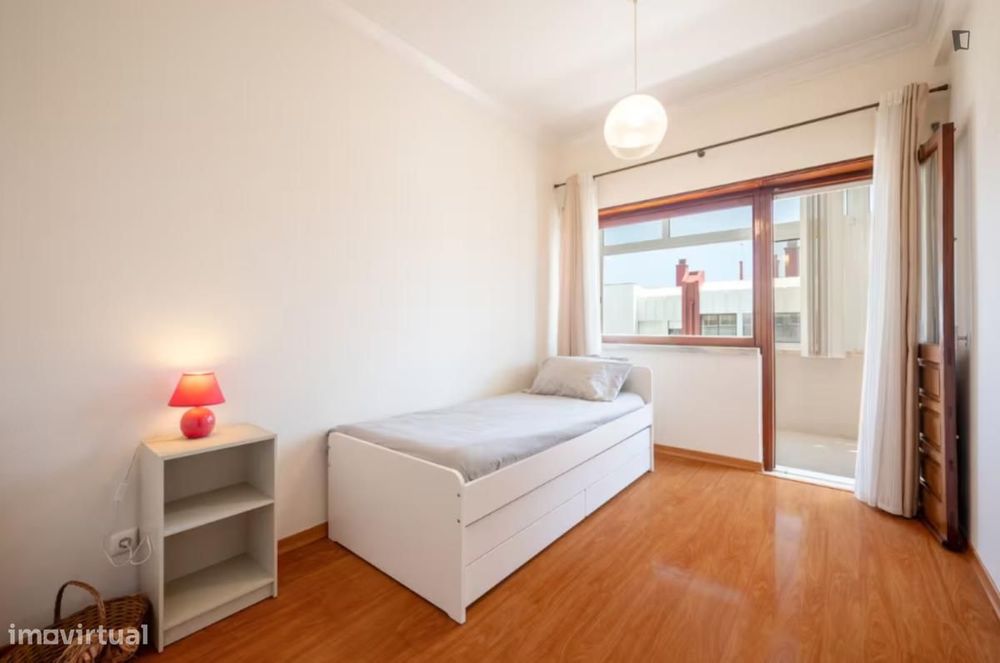 Apartamento com 2 quartos - localizado em Costa da Caparica Lisbon