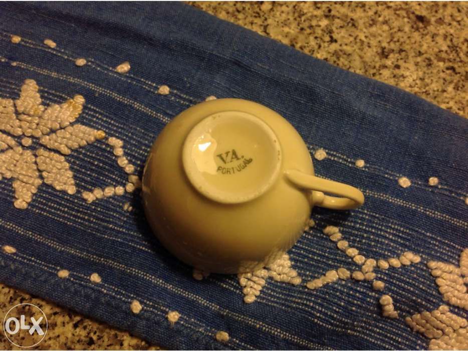 Conjunto muito antigo de café da Vista Alegre