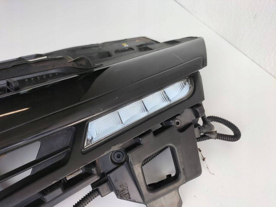 grill atrapa chłodnicy kratka led renault clio iv 12r- 628101467r