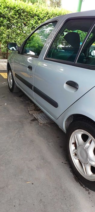 Renault clio 2003