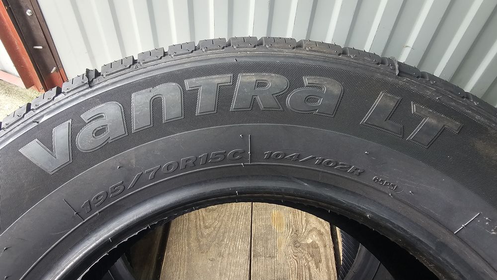 Hankook Vantra LT 195/70r15c 104/102R