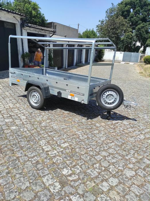 Reboque para automóvel