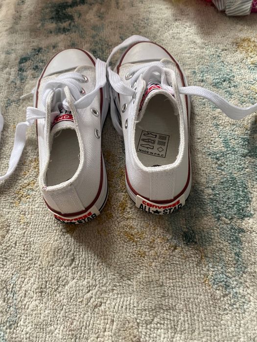 Sapatilhas converse novas