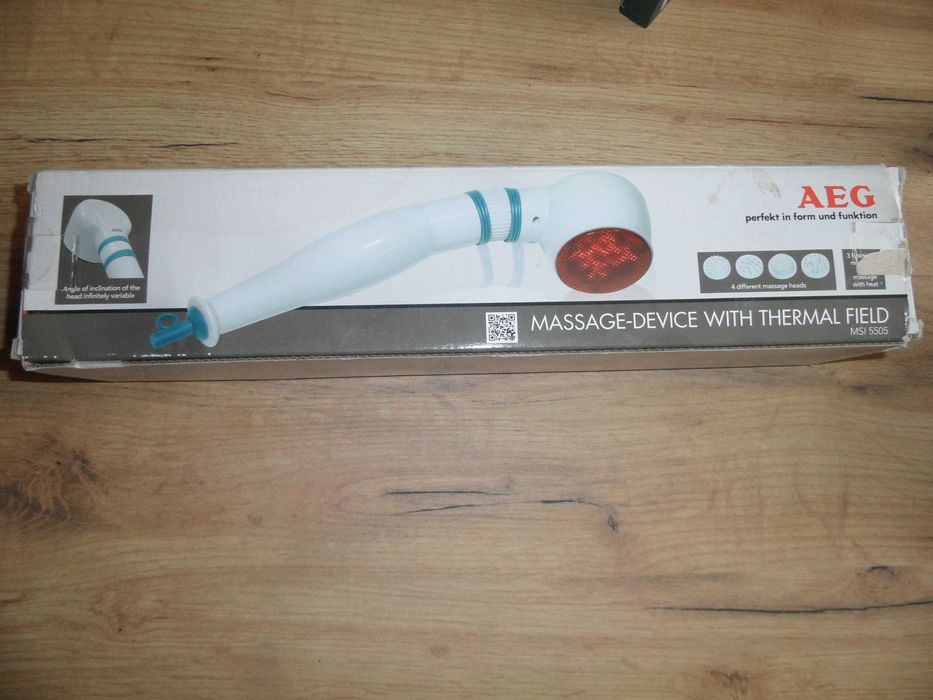 Masażer z polem grzewczym  -AEG