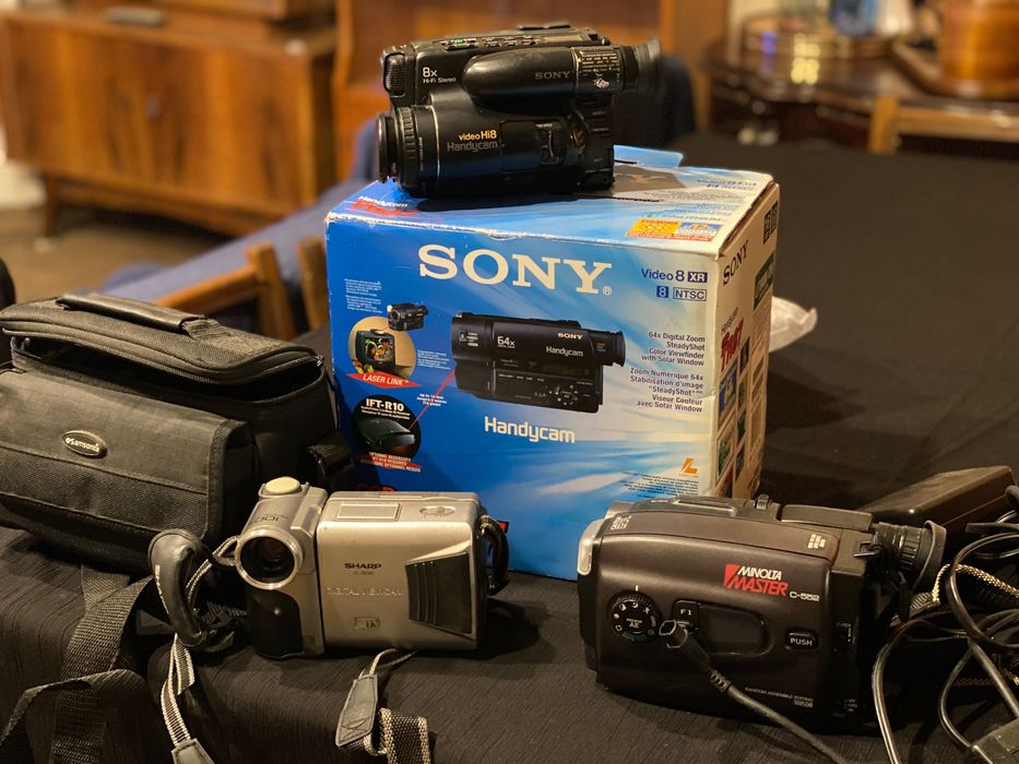 Видеокамера Sharp/Sony/Minolta/Panasonic