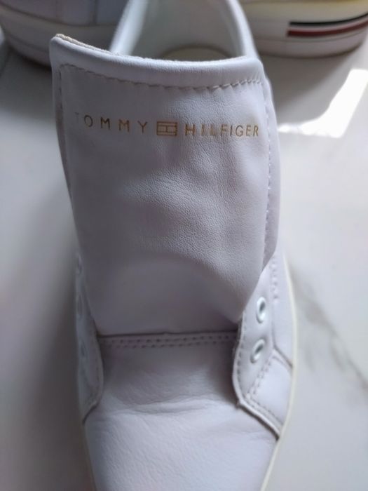 Tommy Hilfiger Sneakersy roz.38