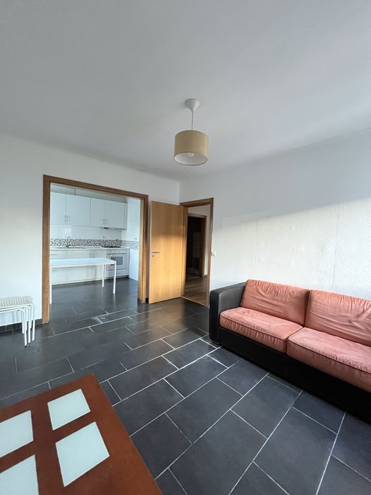 Arrenda-se T2 Centro Viseu