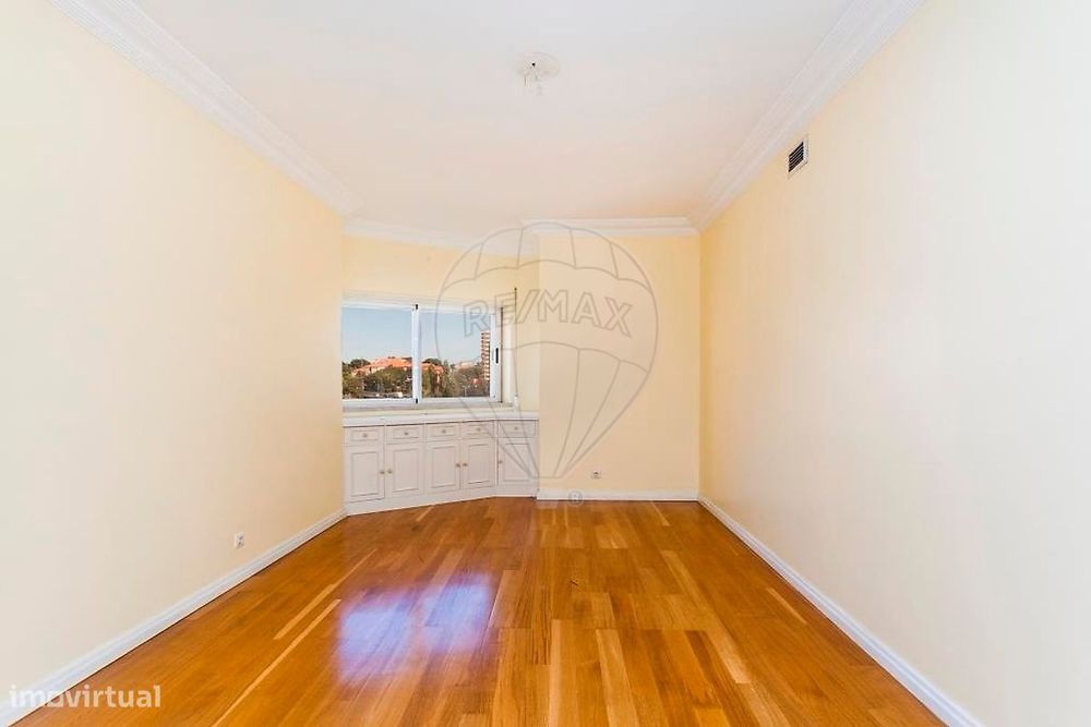 Apartamento T3 para arrendamento