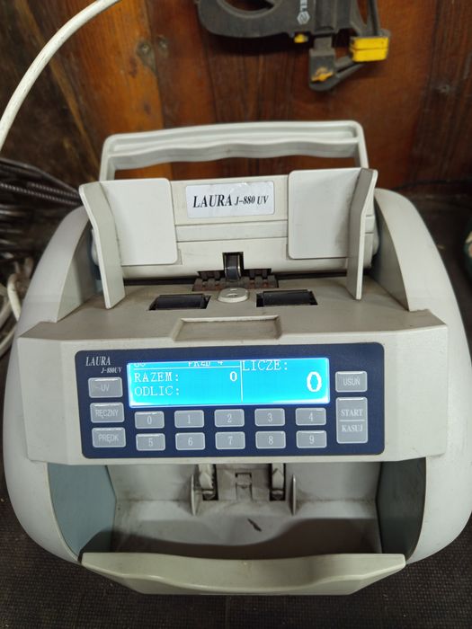 Liczarka pieniędzy Laura j880 uv