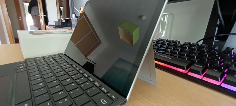 Surface Go 2 com Teclado