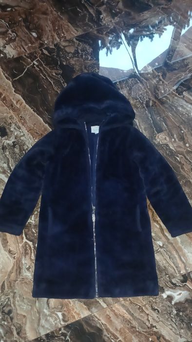 Шубка для дівчаток Lukas Kids з серцем ззаду 140 см