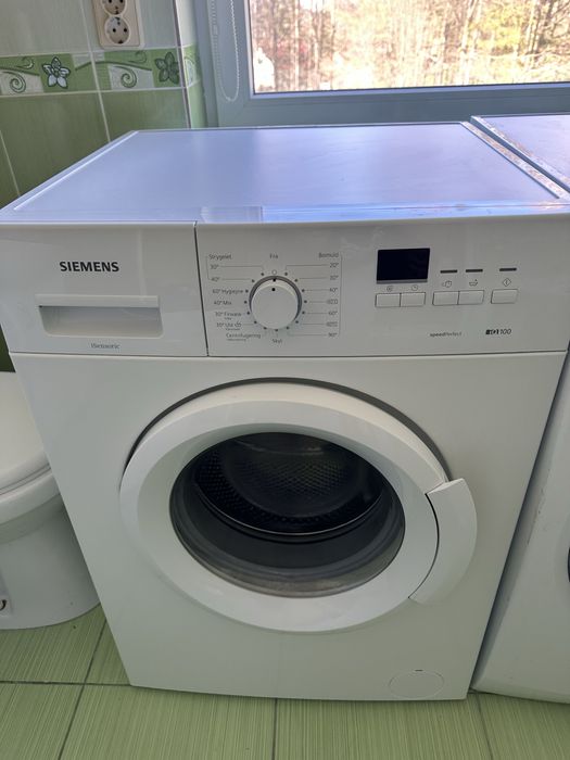 Пральна машинка Siemens iSensoric (iq100)