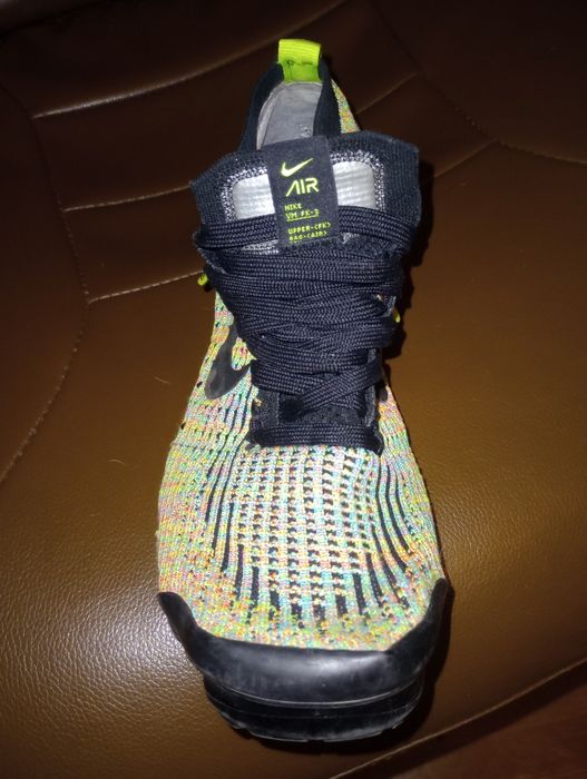 Buty sportowe продам оригинальные кроссовки Nike без стелек! 41 р