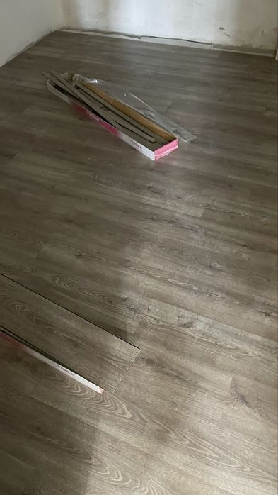 Carpintaria e prestação de carpintaria