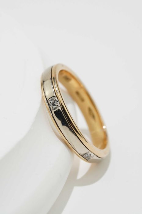 Złoty pierścionek z brylantami BIBIGI 18K