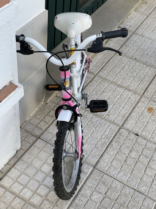 Livros/Bancos e bicicleta