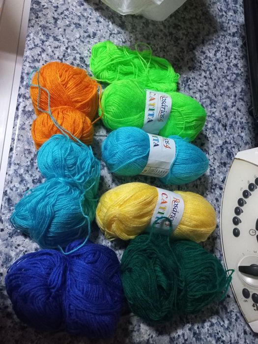 Lãs para tapeçaria e fada do lar