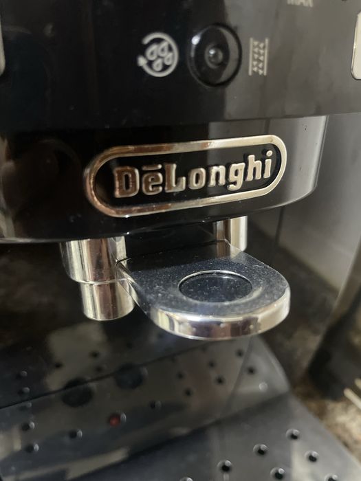 Maquina de cafe DeLonghi Magnifica S