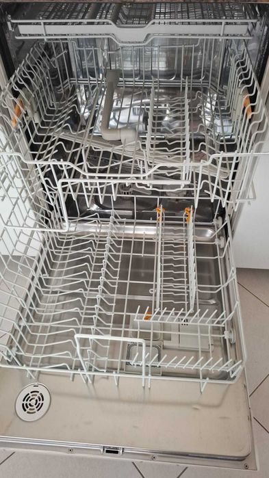 Máquina de lavar louça Miele G 651 SCI Plus