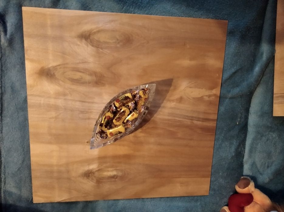 Стильная подставка для ноутбука или другого.