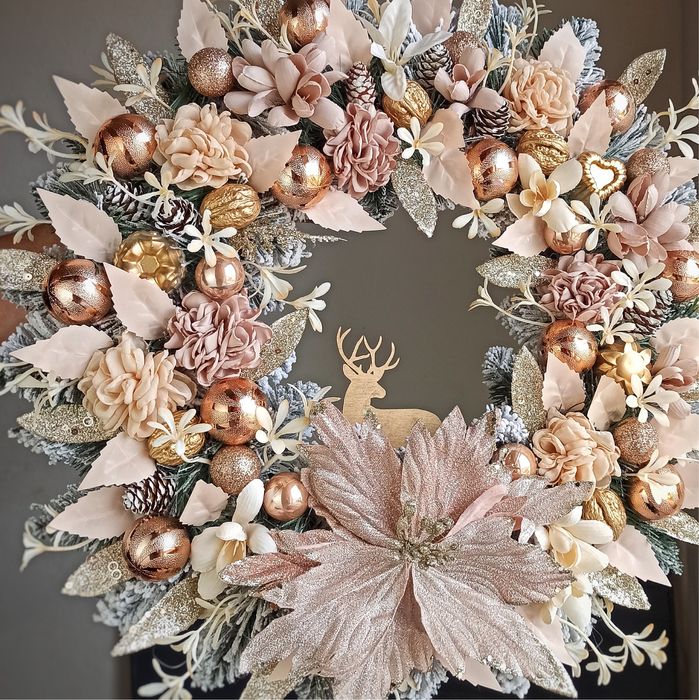 Пудровий різдвяний віночок, новорічний віночок,віночок на двері