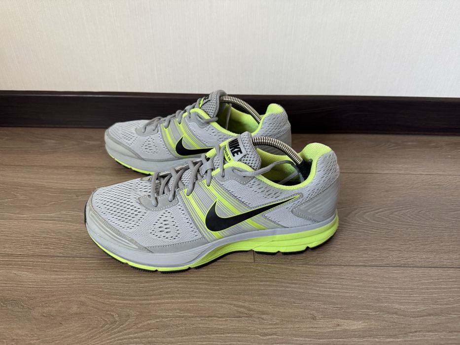 Кросівки Nike 45.5 розмір