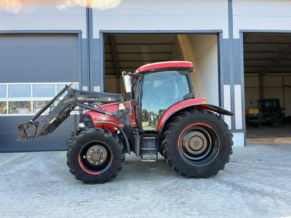 Case IH Mxu110  Case Mxu 110 z ładowaczem czołowym