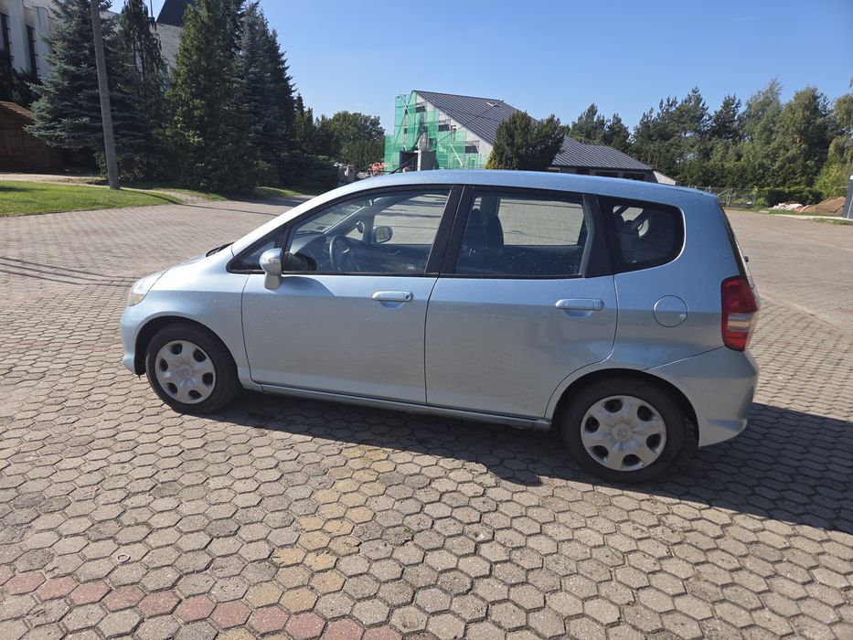 Sprzedam hande jazz 2006r 225tyś km 1.3 benzyna  klima