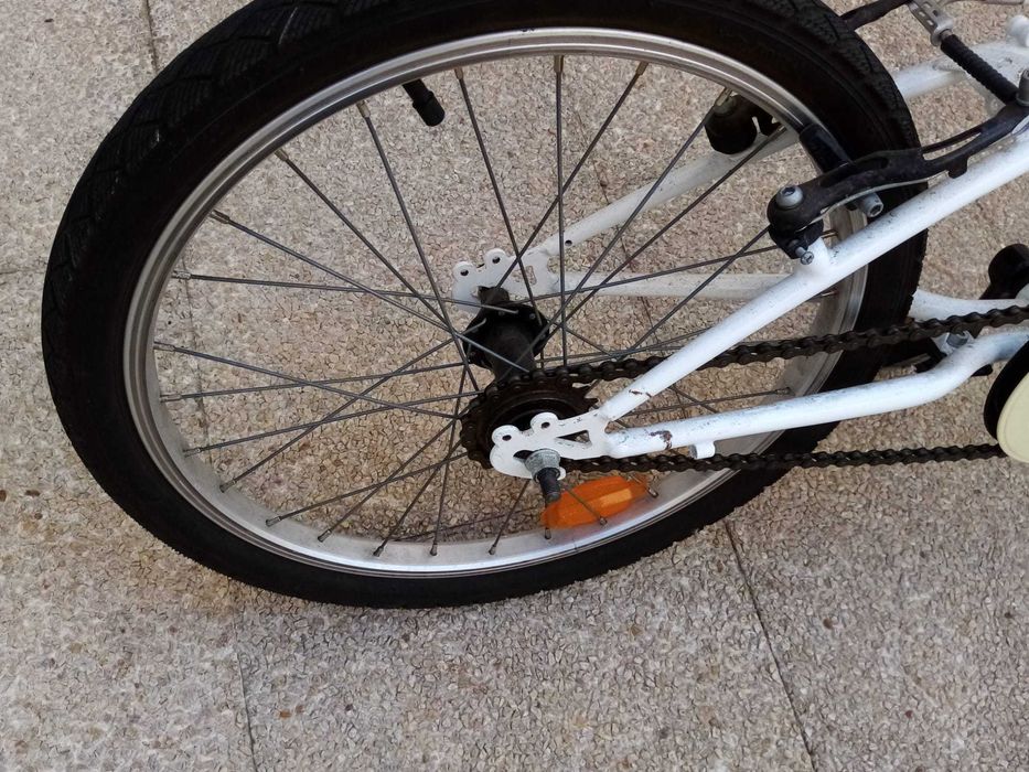Bicicleta sem mudanças criança