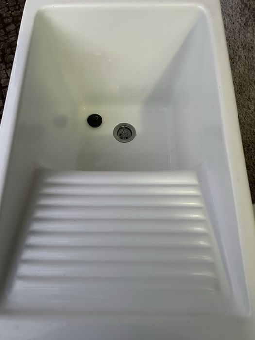 Tanque de roupa com tampa 62x55x80 cm