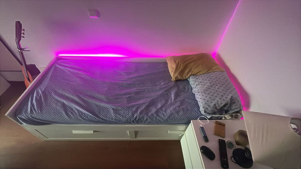 Cama solteiro IKEA