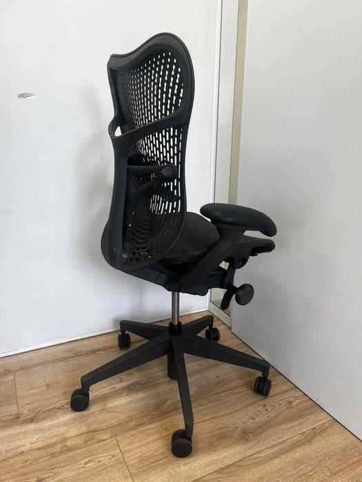 Herman Miller Mirra 2 reformado (totalmente equipado)