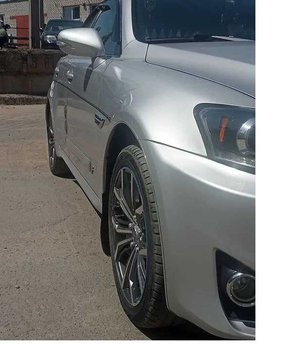 Lexus is 250 AWD 2011г.в.